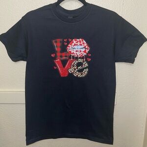 Love Graphic T-Shirt - Black